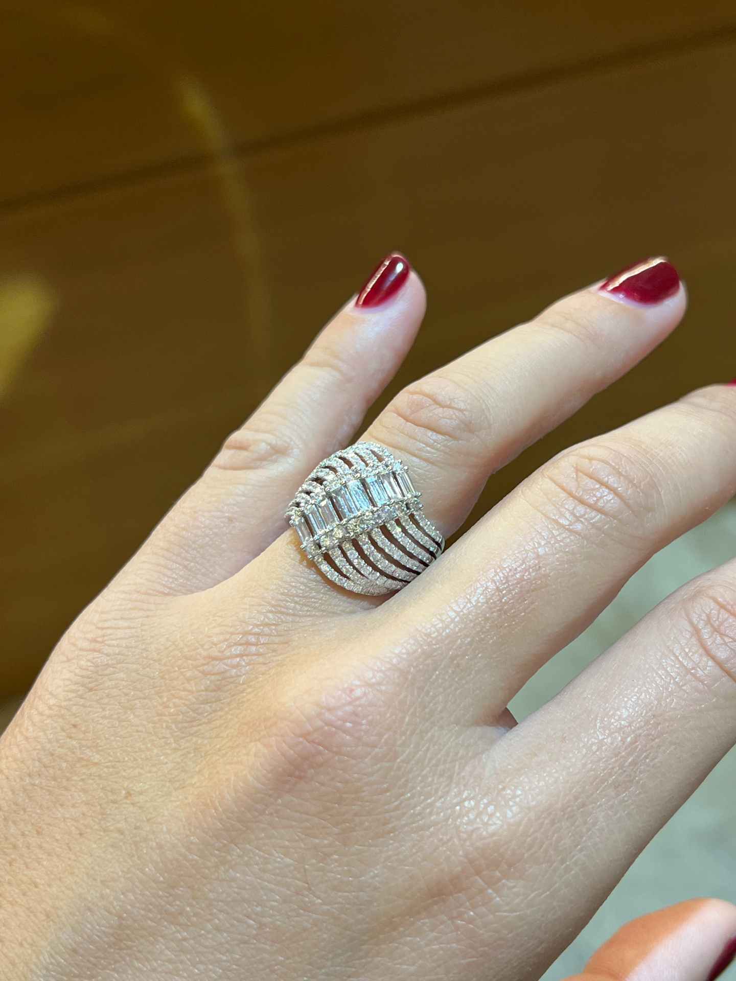 ANCORA, anillo de oro blanco y diamantes