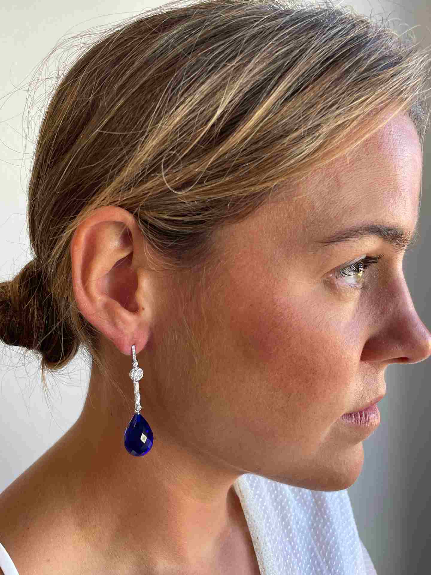 BRAEM, pendientes desmontables de oro