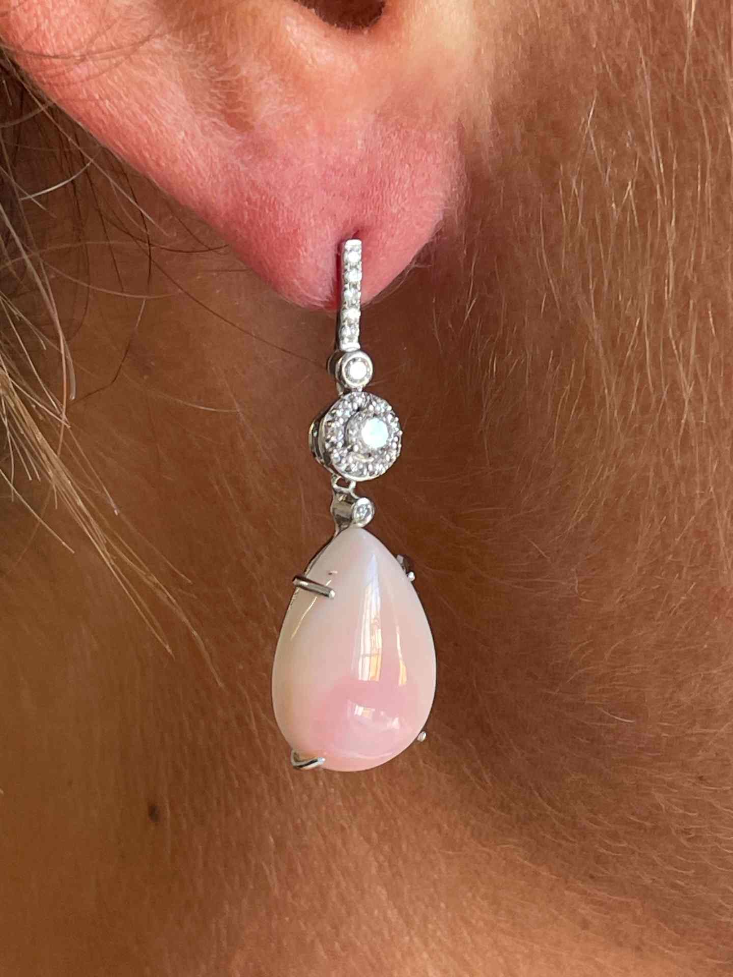 BRAEM, pendientes desmontables de oro