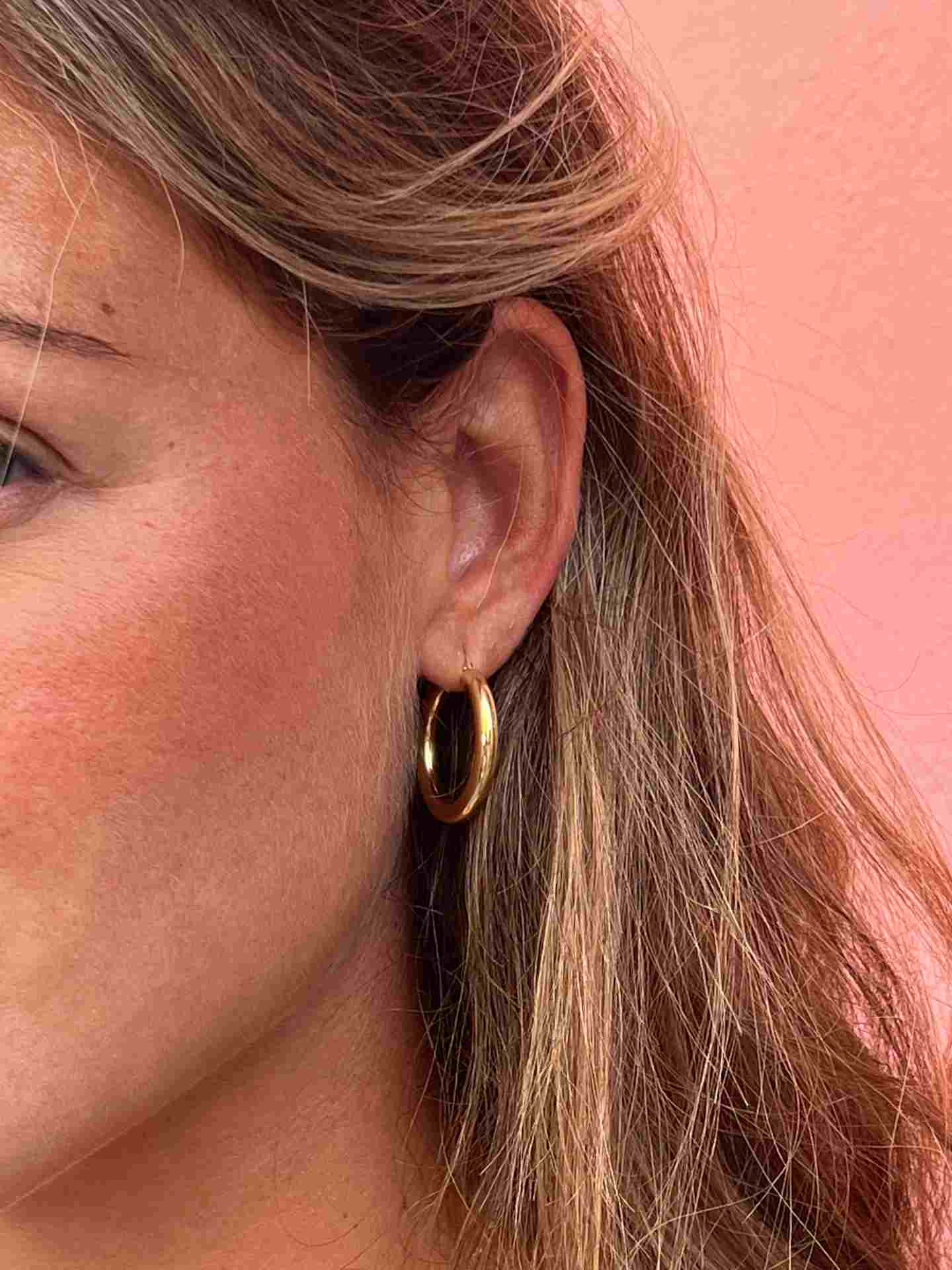 BIRAN plain ring, 18-karat yellow gold, rounded body