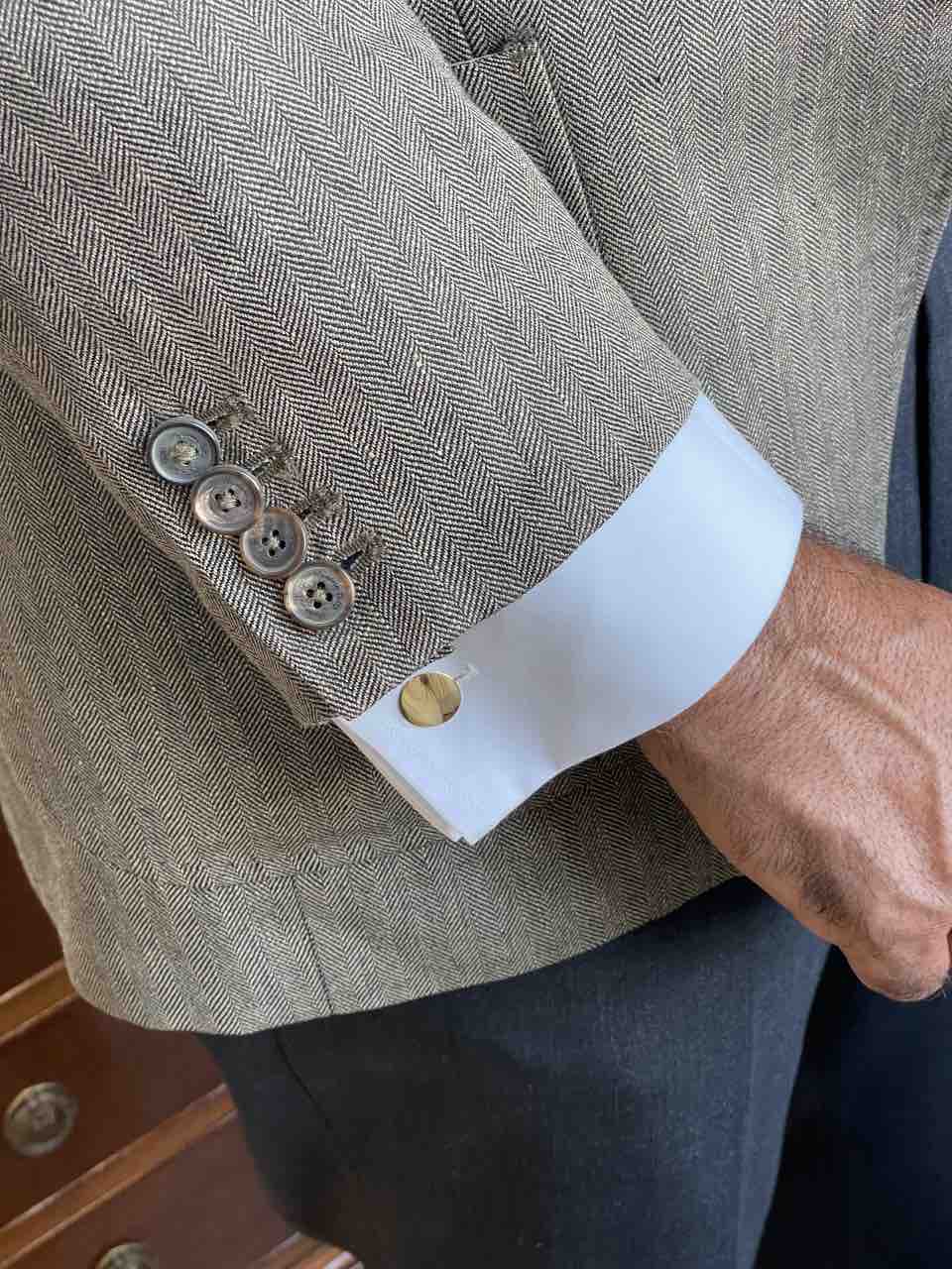 BRAGANZA cufflinks in plain 18k yellow gold