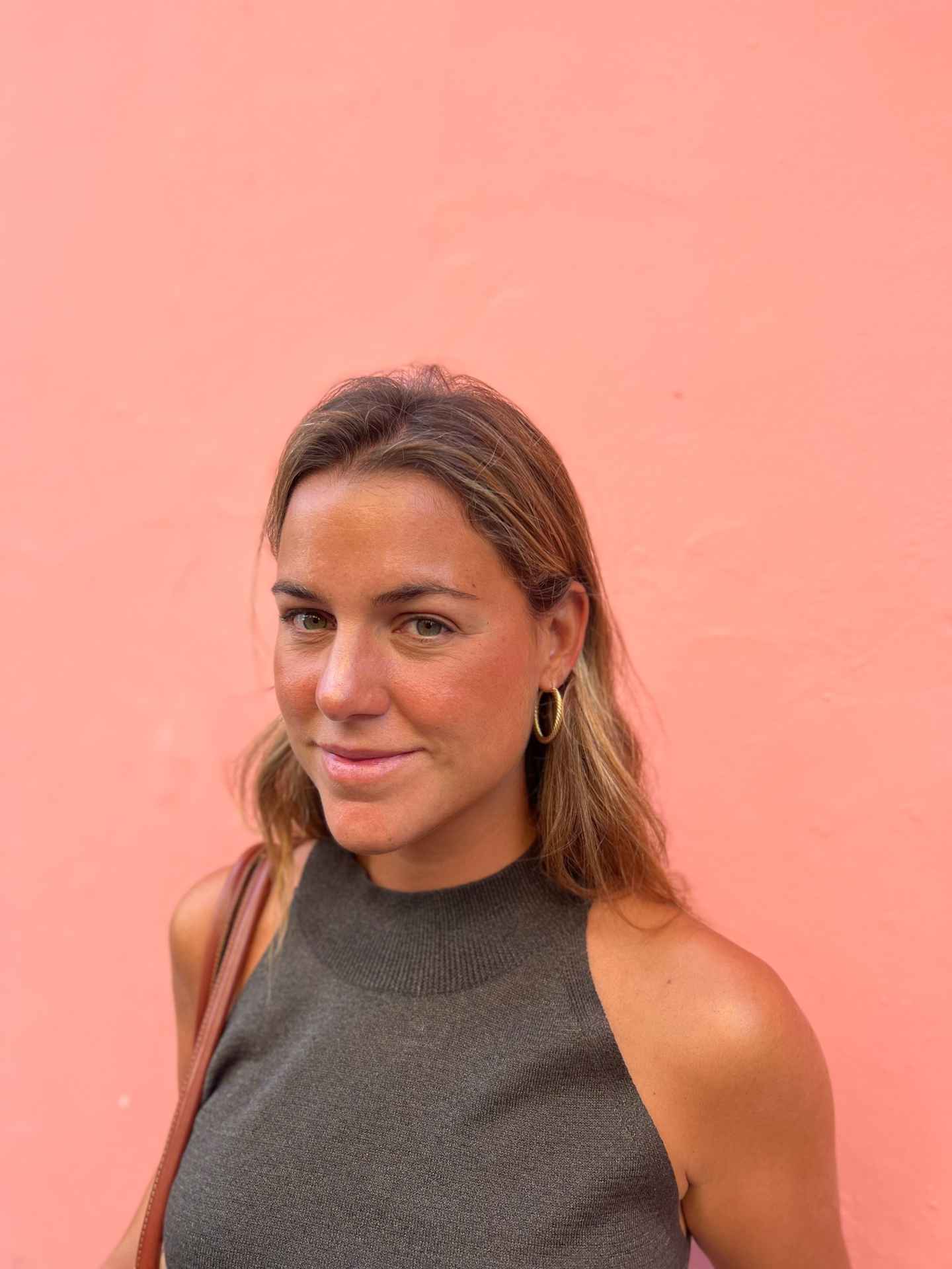 ISMET hoop with gadroons in 18-karat yellow gold and shine