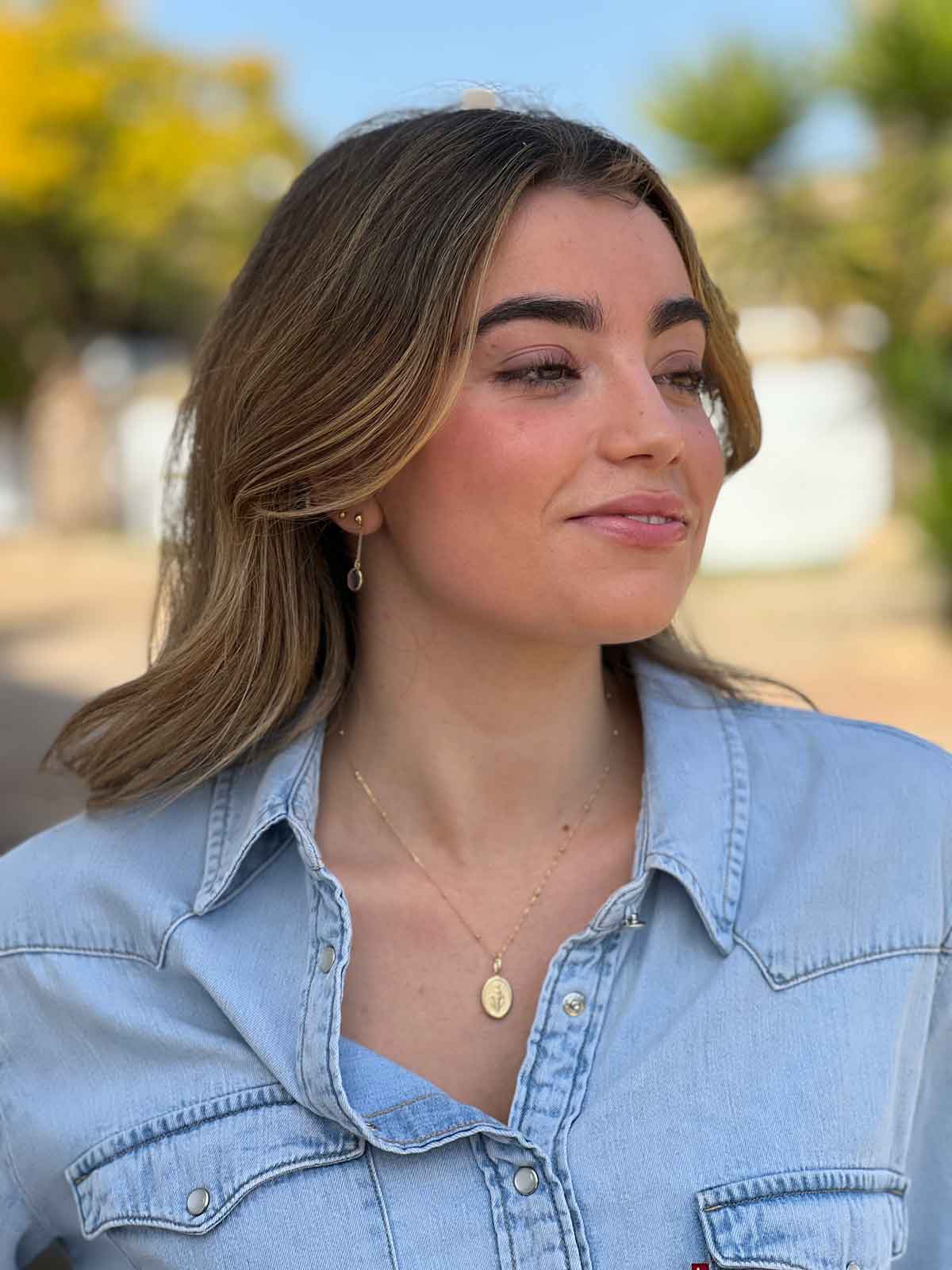 MIMOSA Medal of the Virgin of the Miraculous Medal in 18 karat gold