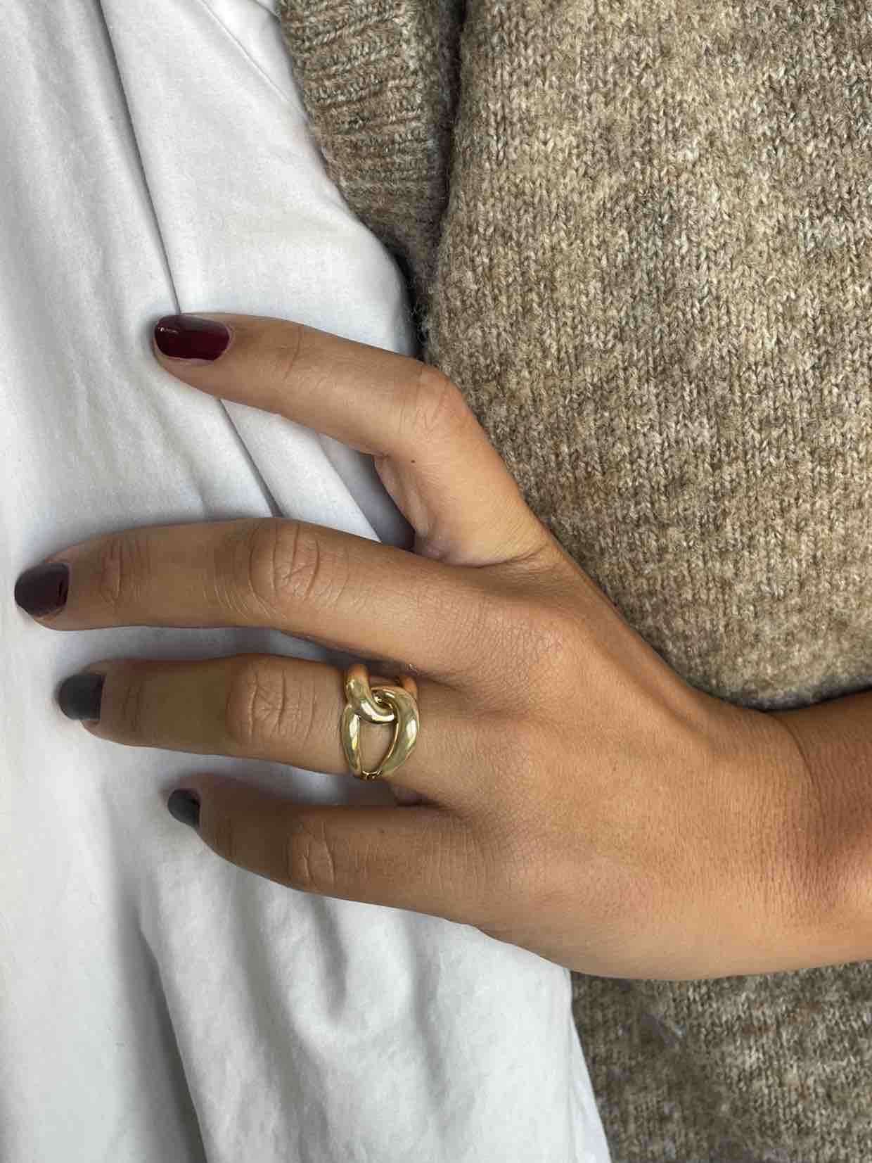 EKIN ring in 18-karat yellow gold with curb links