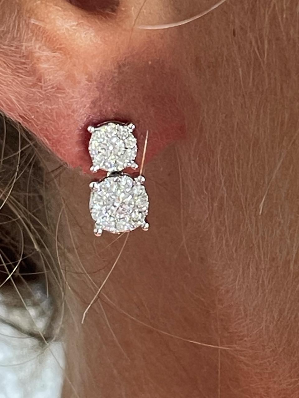 ALCANTARA earring in white gold and diamonds