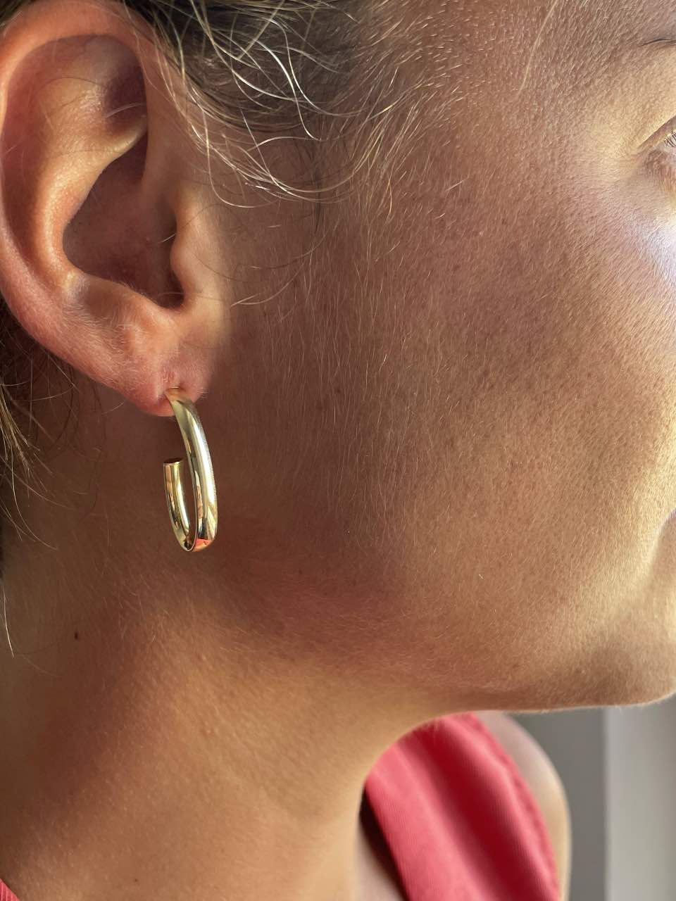 SILVES earrings, plain hoops in 18-karat yellow gold