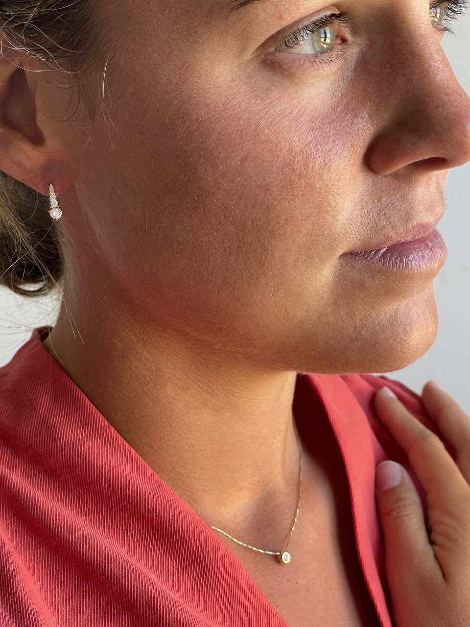 LAGOS pendant with cubic zirconia in 18k yellow gold with Catalan clasp