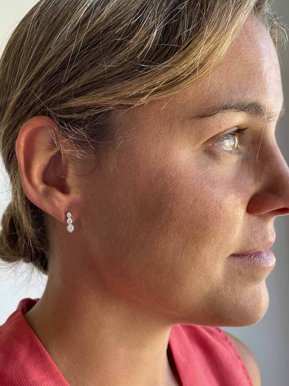 VARZIM pendant with cubic zirconia in 18-karat white gold