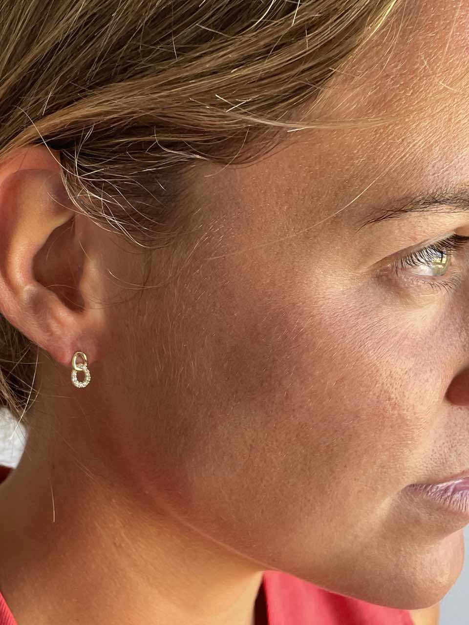 COCO earring in 18-karat yellow gold and cubic zirconia