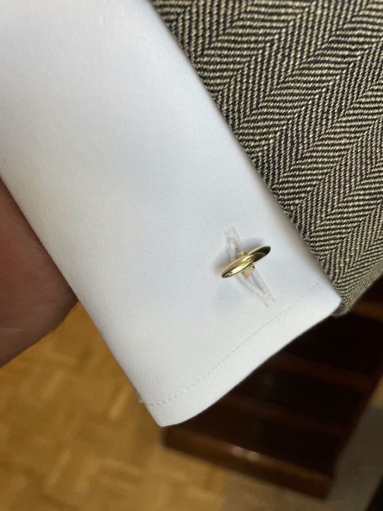 PINTO cufflink in 18-karat yellow gold, square shape