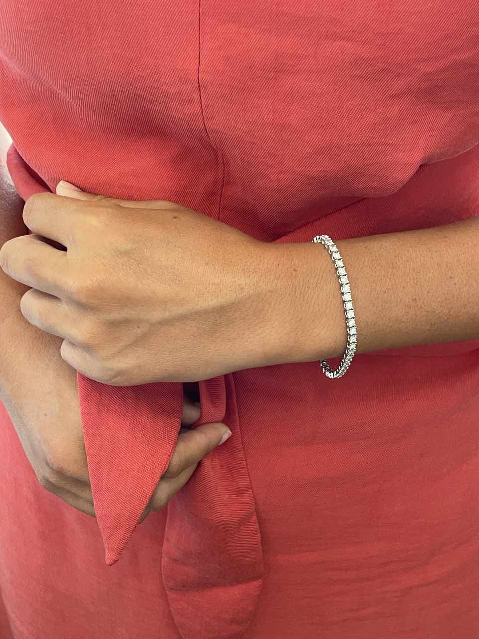 Pulsera EVORA riviere de brillantes en oro blanco de 18 kilates