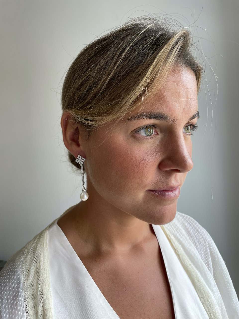 NOVICE detachable earrings in 18k white gold and diamonds