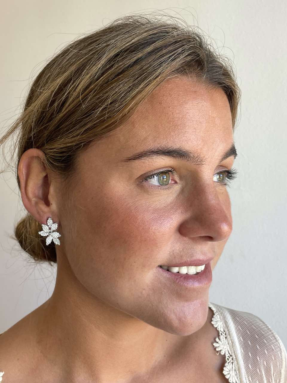 18k white gold leaf front earring with diamonds