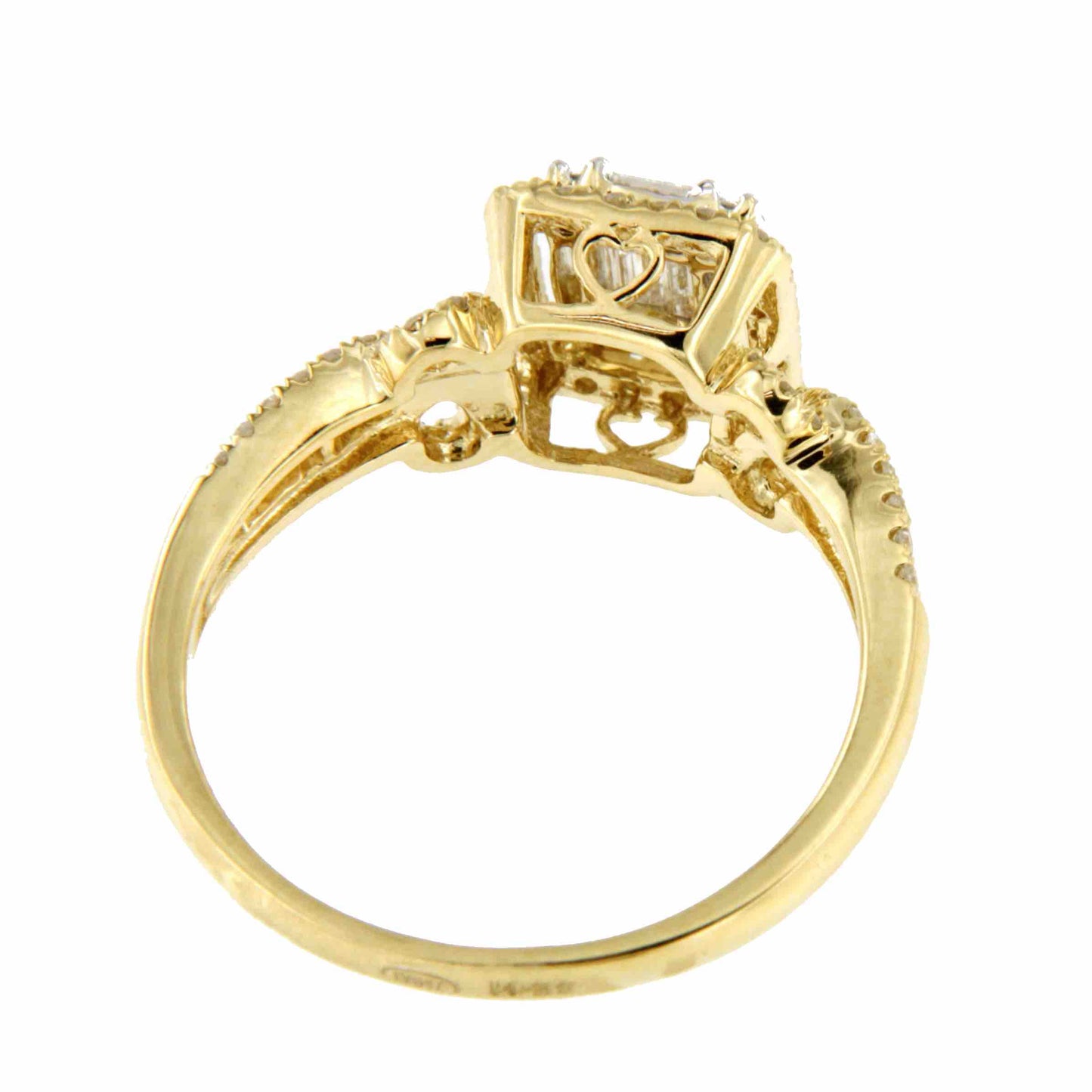 Cheeky ring with diamond center in 18k yellow gold.