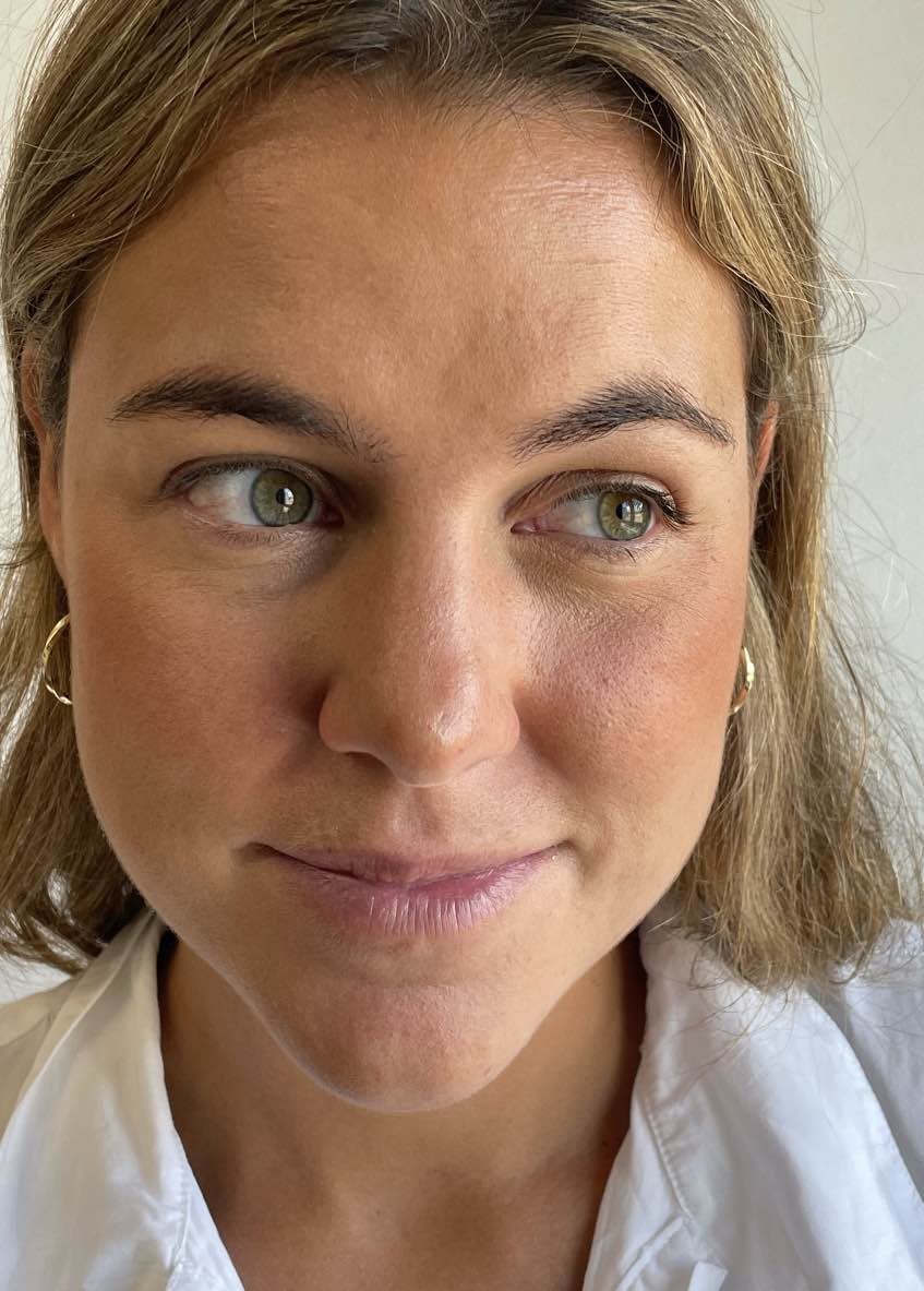 Campero pendant, 18k gold twisted and flat hoops