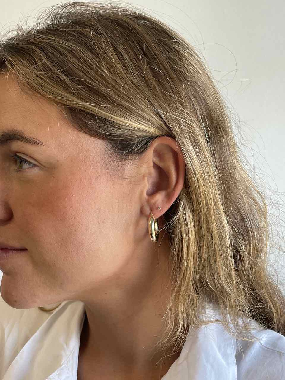 Pendiente BULERIA aros o argolla en oro amarillo liso de 18 ktes.