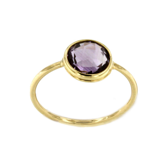 CENTURIO amethyst ring in 18-karat yellow gold