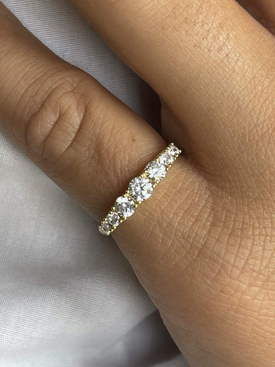 CURA ring, zirconia wedding band in 18-karat yellow gold