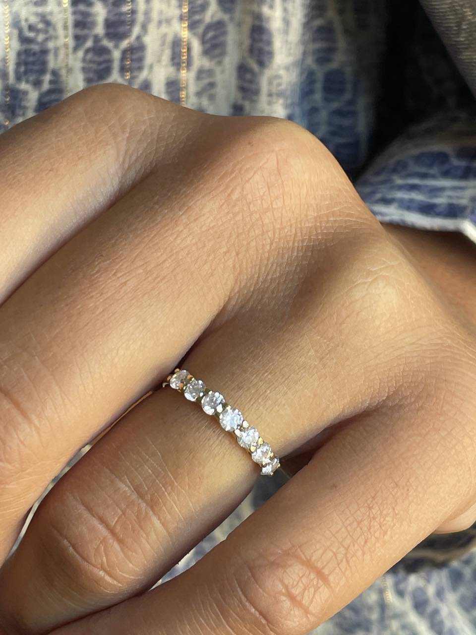 Geranium ring, a zirconia band in 18-karat yellow gold