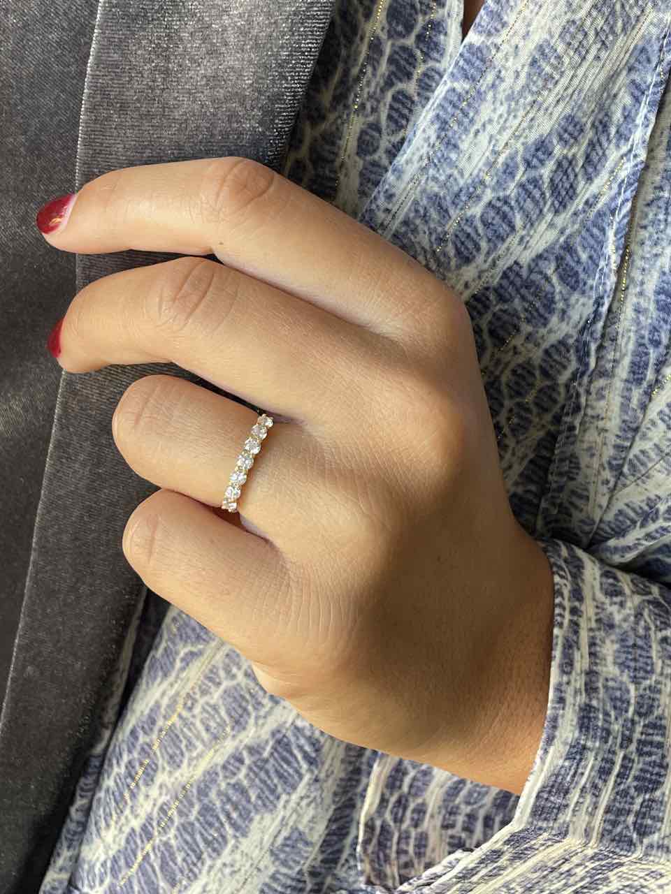 Geranium ring, a zirconia band in 18-karat yellow gold