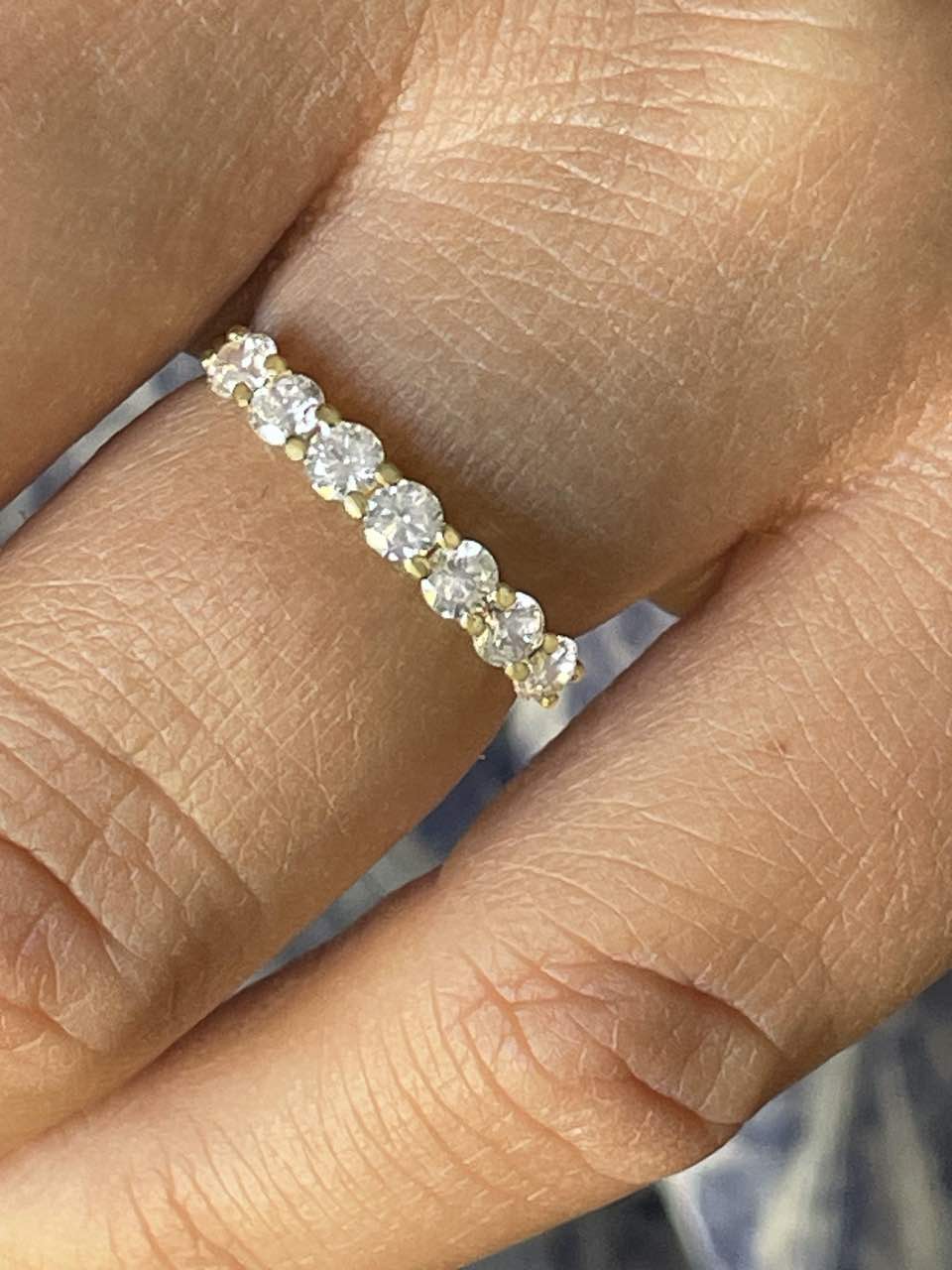 Geranium ring, a zirconia band in 18-karat yellow gold