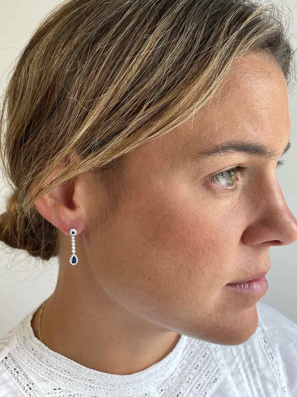 ISTAM earrings in 18-karat white gold with cubic zirconia and sapphire