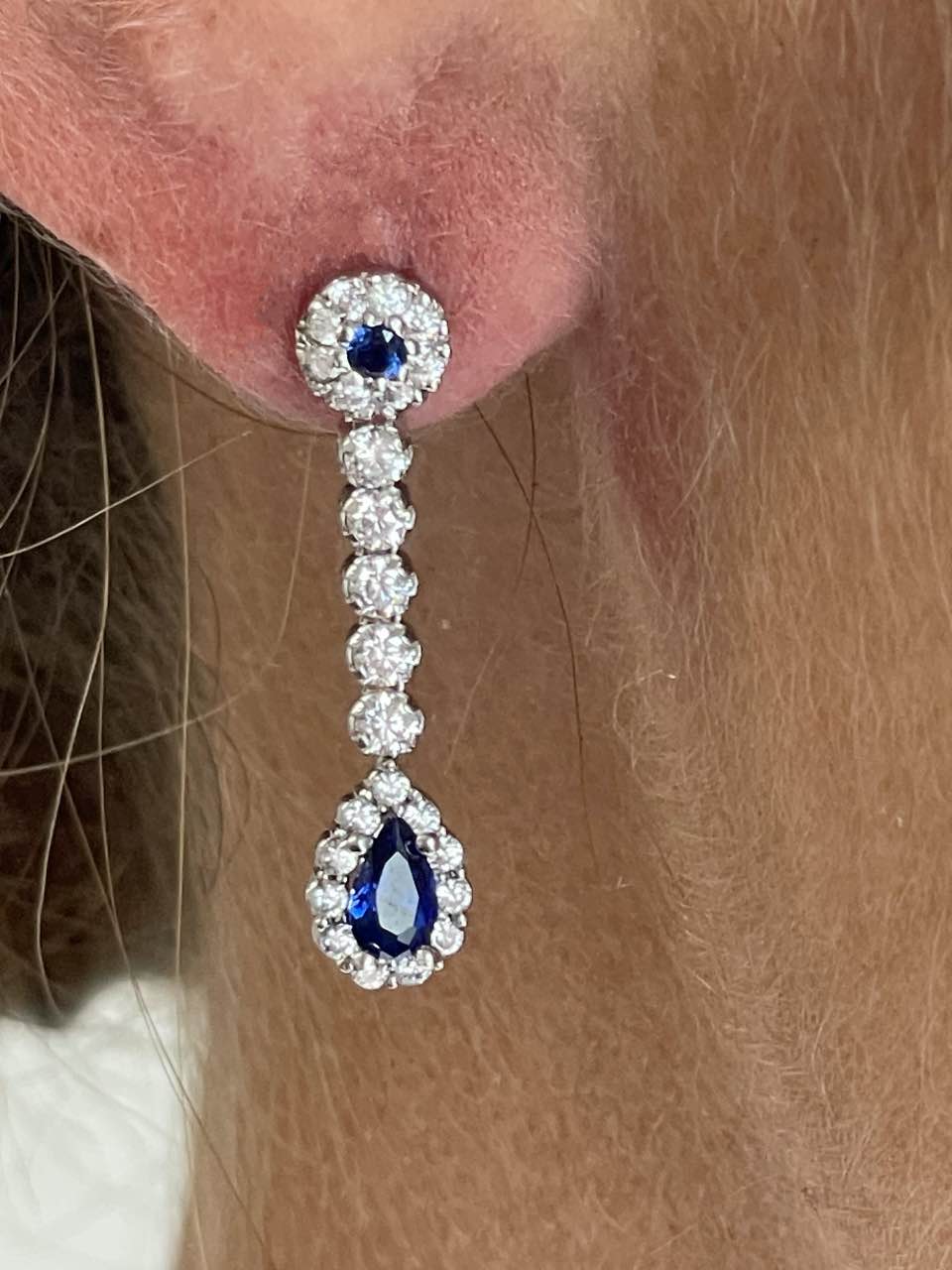 ISTAM earrings in 18-karat white gold with cubic zirconia and sapphire