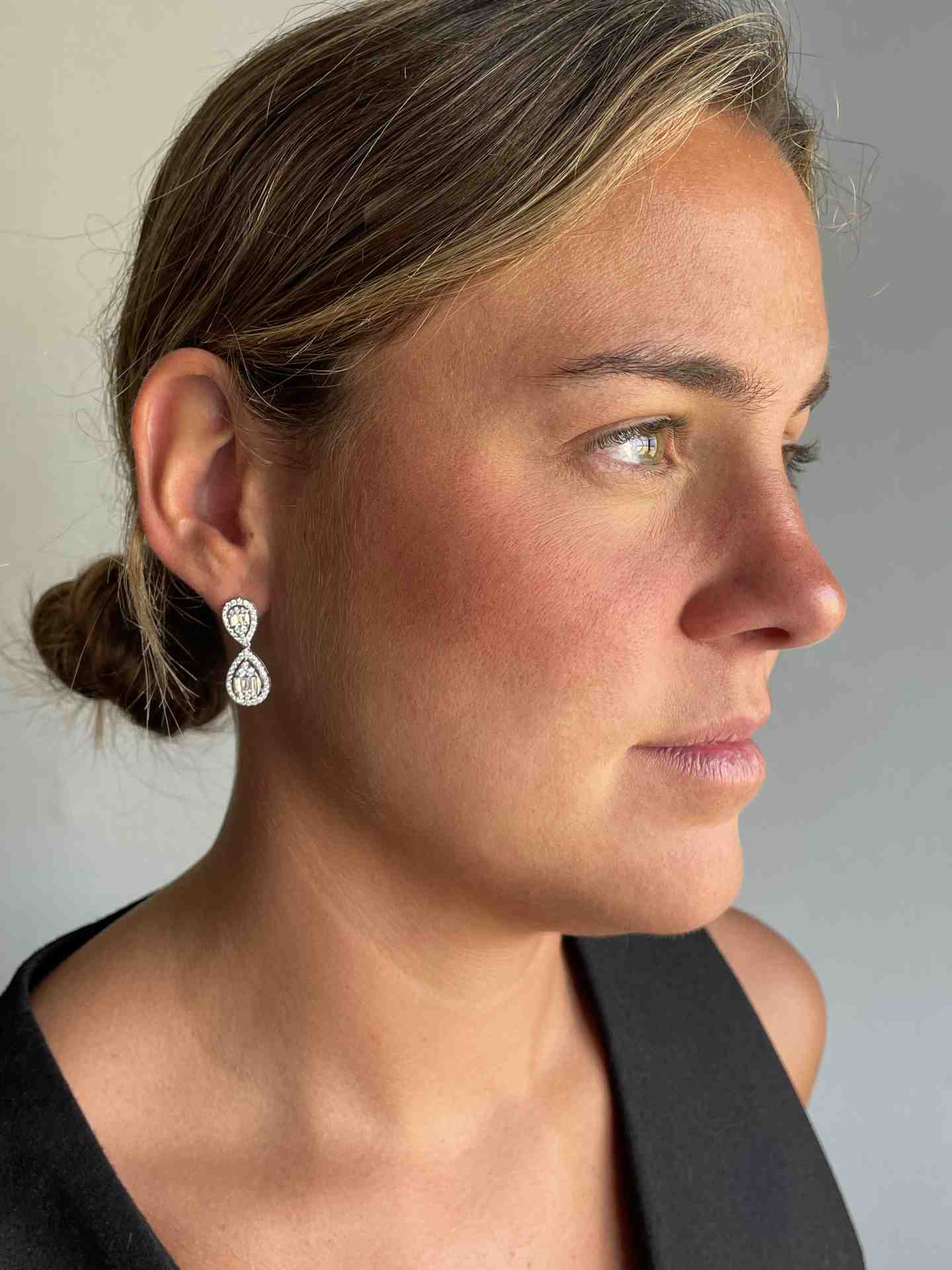 GARBOSO earring with baguettes and diamonds in 18k white gold