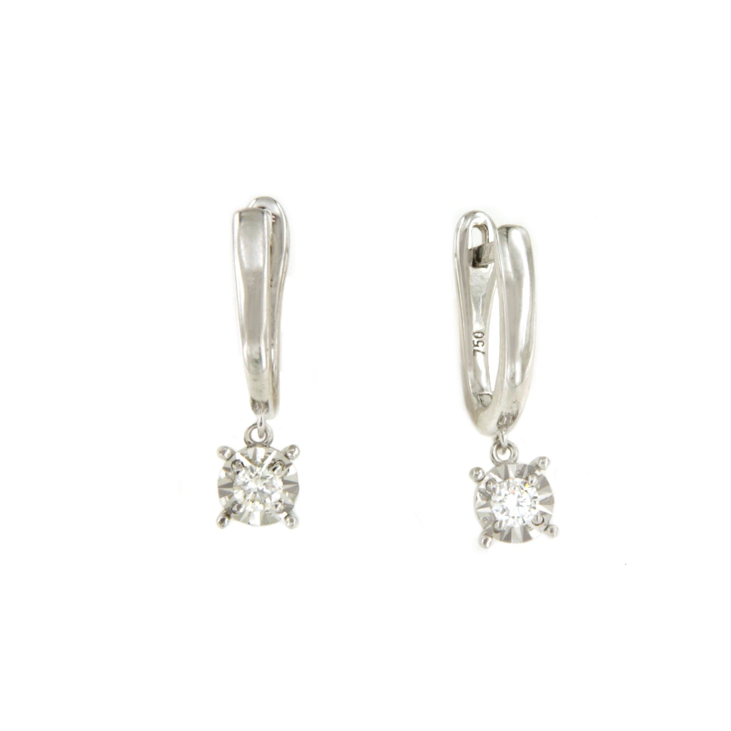 COLMAR earring, 18k white gold hoop with hanging diamond.