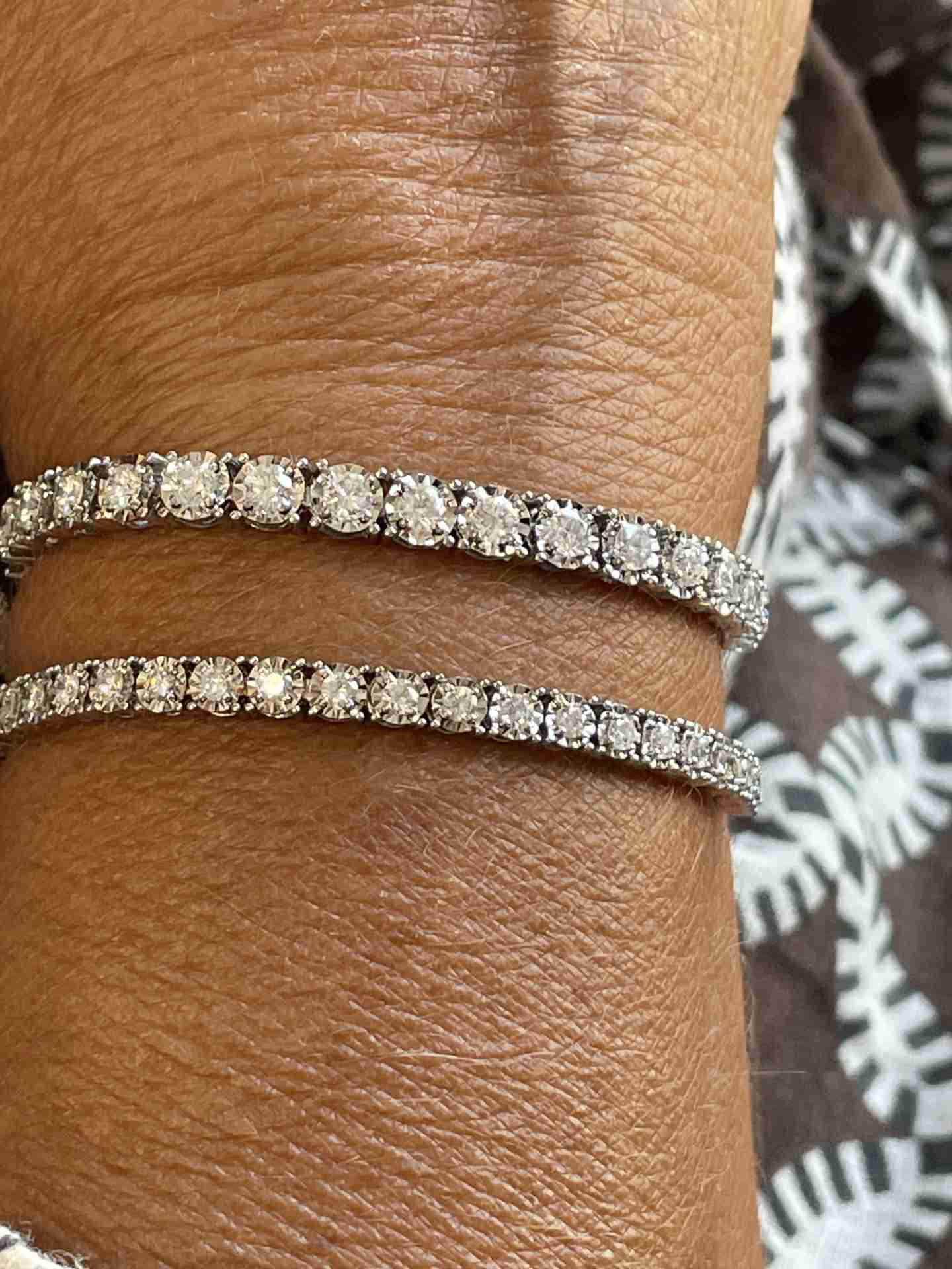 Pulsera TARBES riviere ajustable de brillantes en oro blanco 18 ktes.