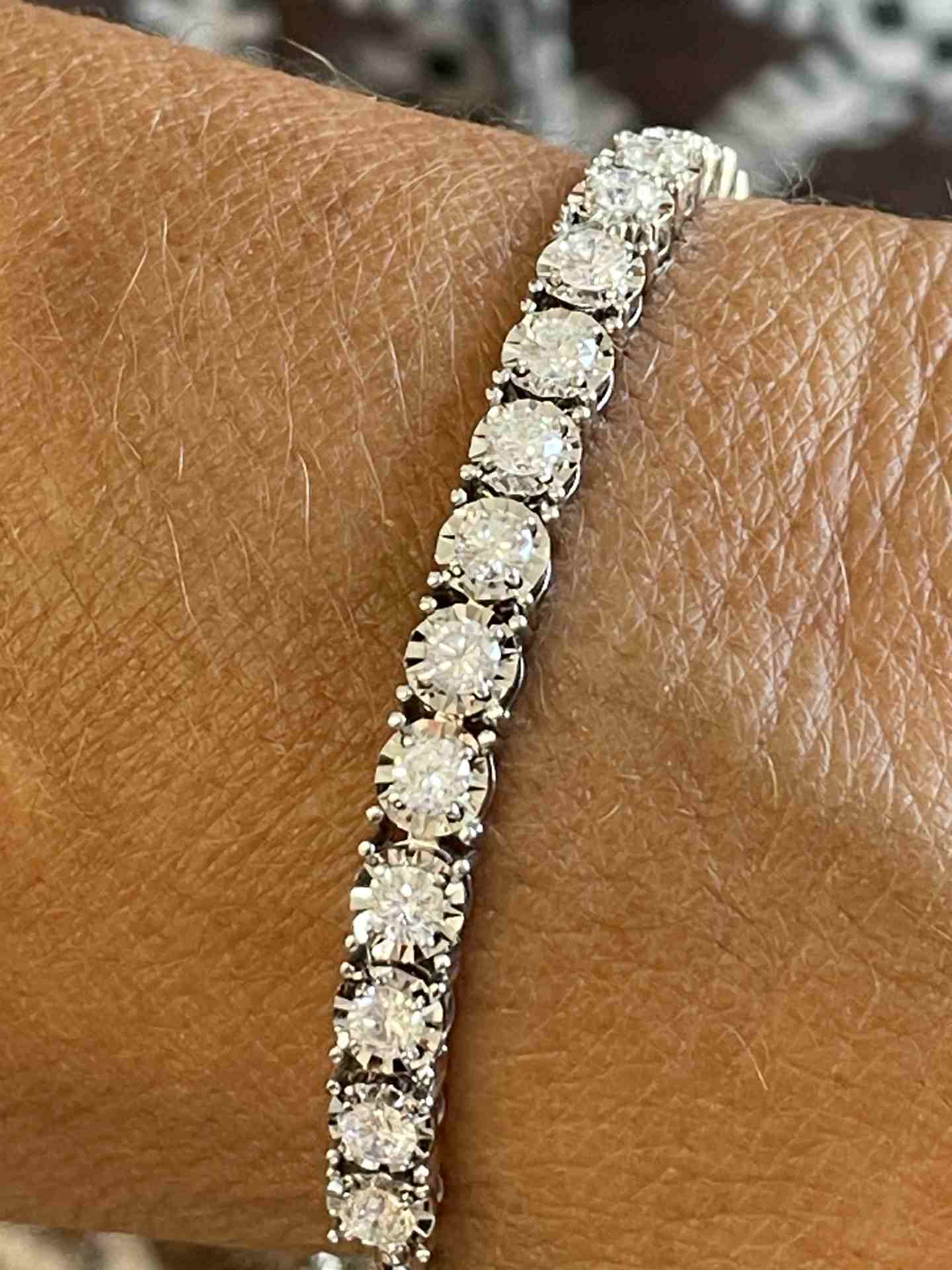Pulsera TARBES riviere ajustable de brillantes en oro blanco 18 ktes.