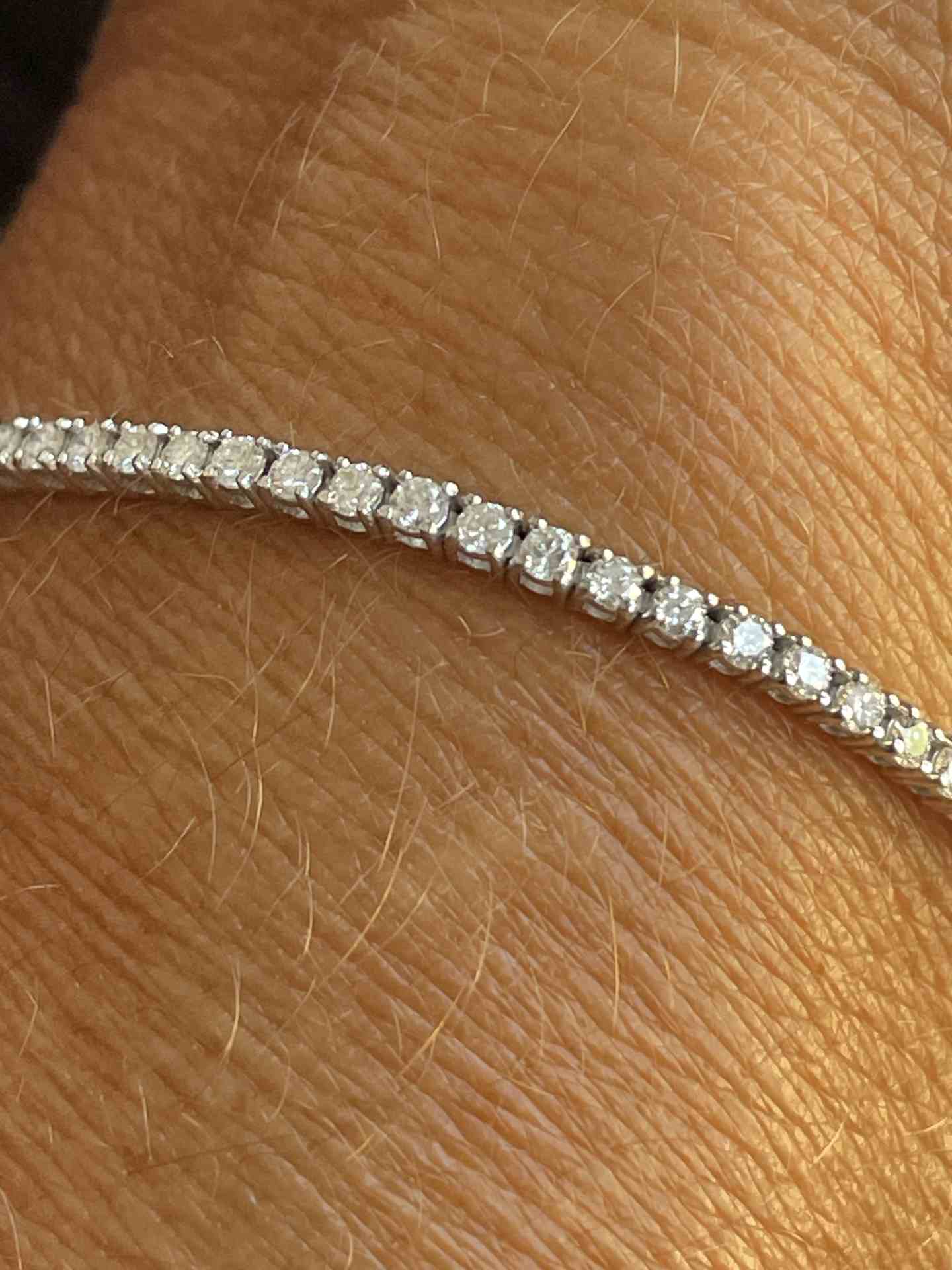 Pulsera NARBONNE rivere con brillantes adaptable en oro blanco de 18 kilates
