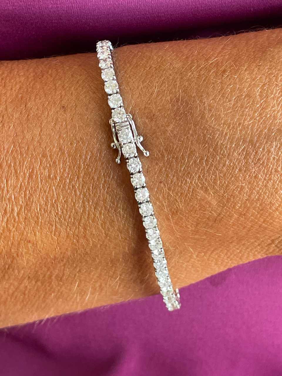 Pulsera EVREUX riviere de brillantes en oro blanco de 18 kilates