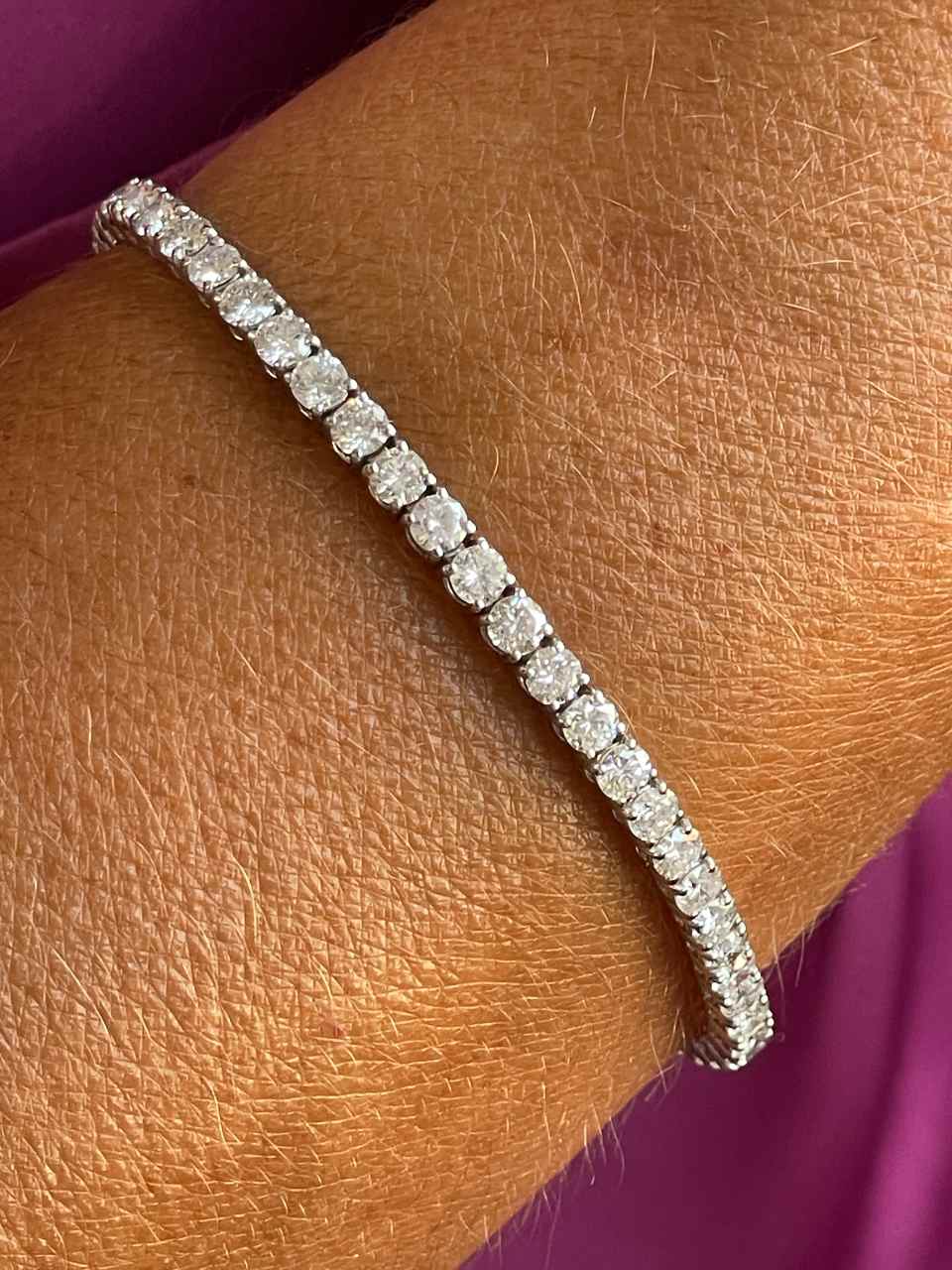 Pulsera EVREUX riviere de brillantes en oro blanco de 18 kilates