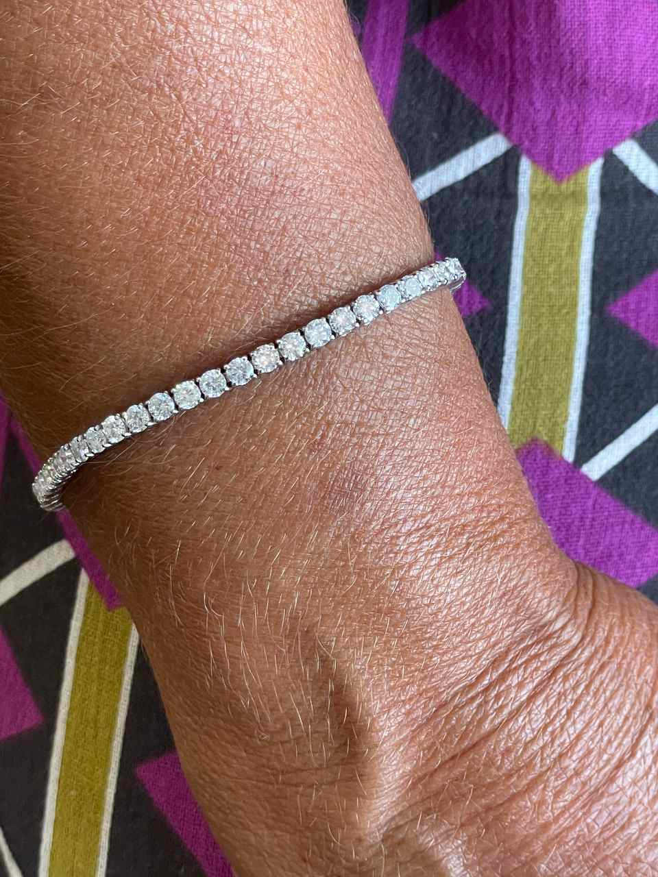 Pulsera EVREUX riviere de brillantes en oro blanco de 18 kilates