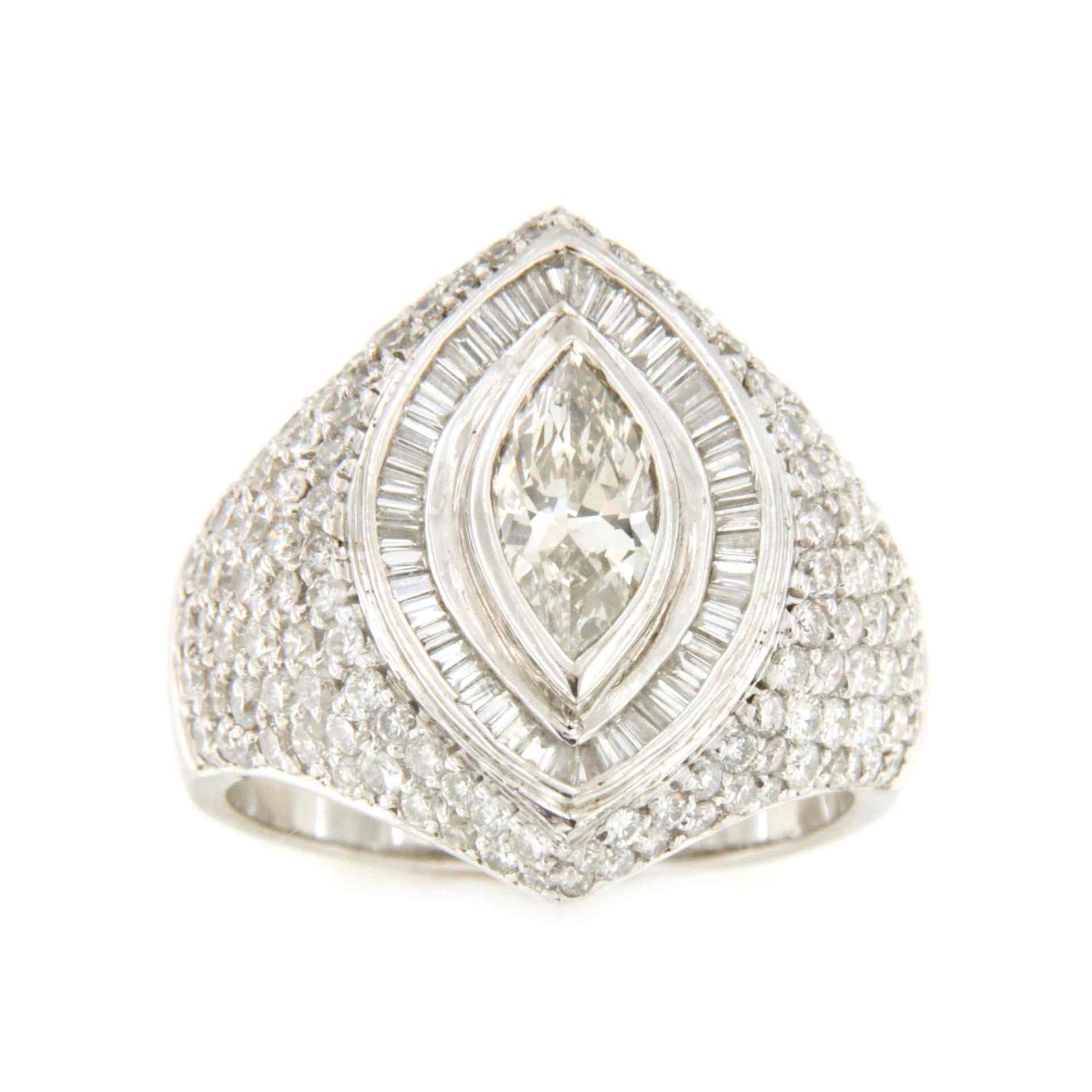 Anillo HENARES marquis oro blanco 18 ktes con brillantes y baguettes