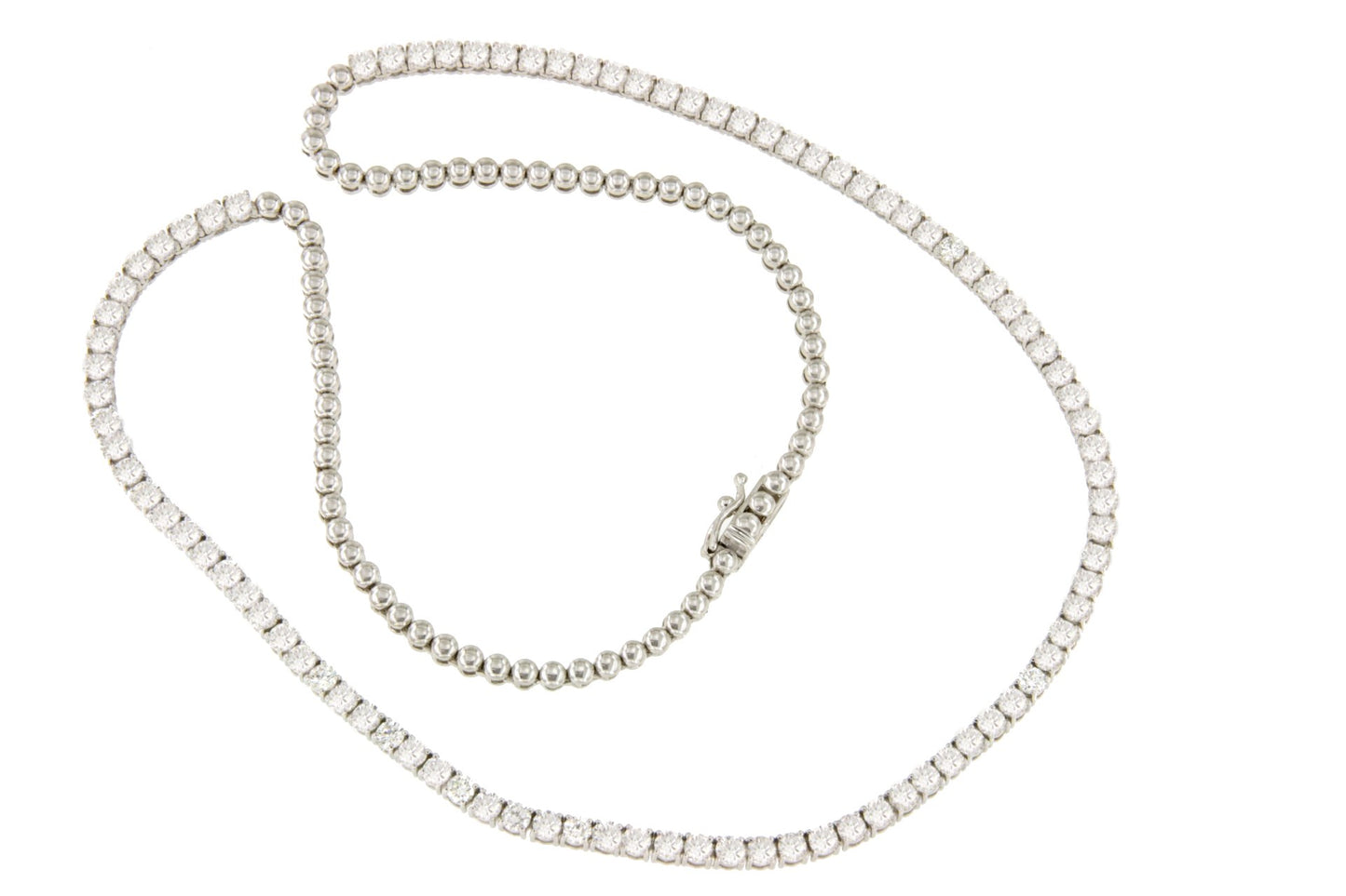 NIORT diamond riviere choker in 18k white gold.