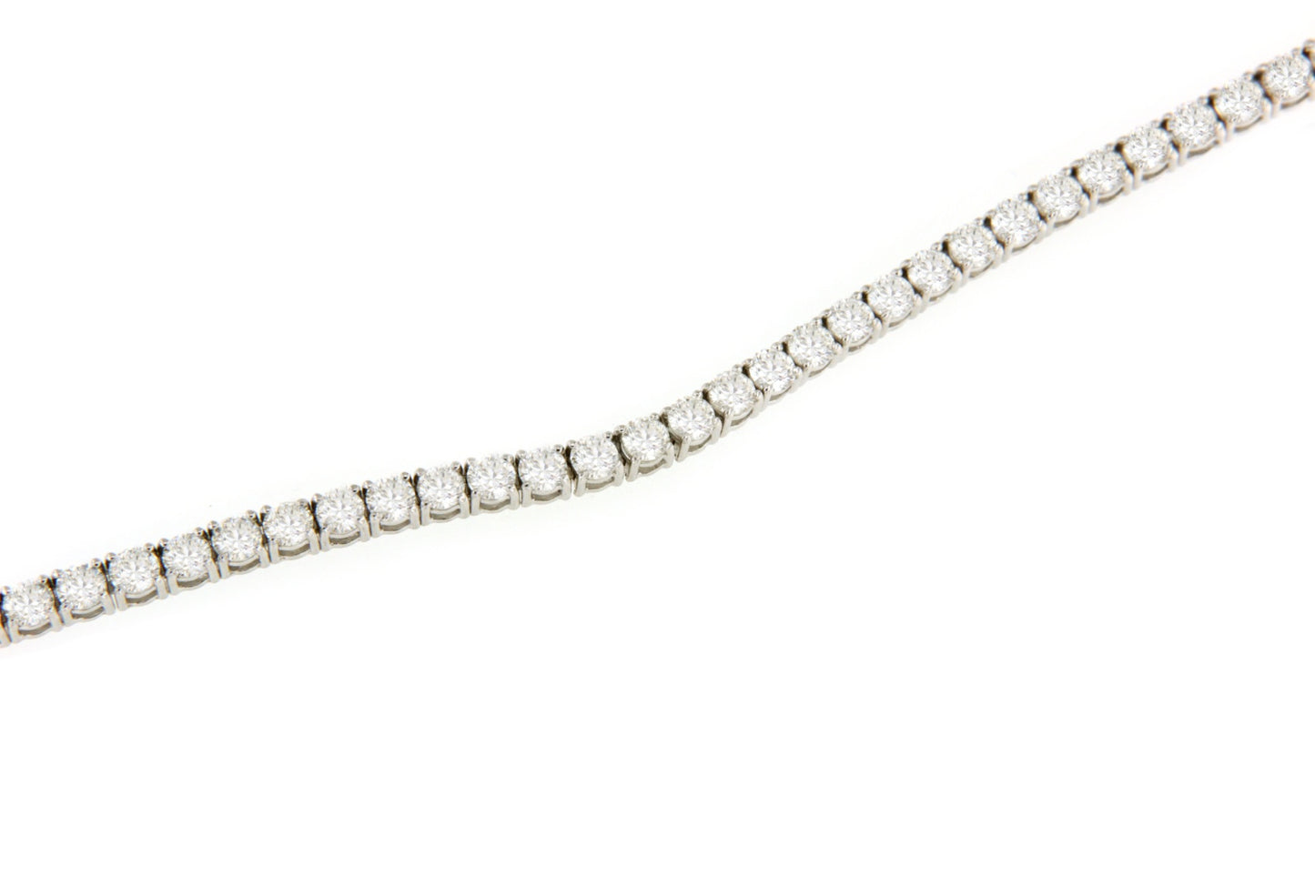NIORT diamond riviere choker in 18k white gold.