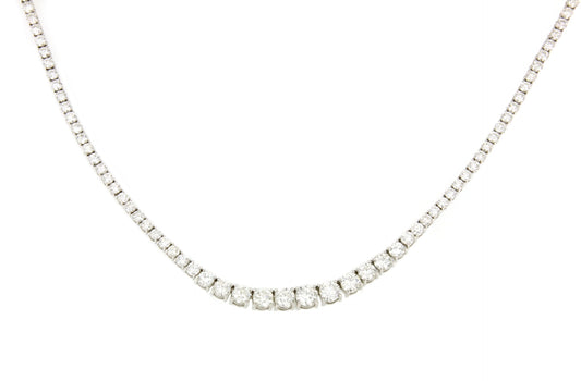 CAHORS riviere choker with diminishing diamonds in 18k white gold
