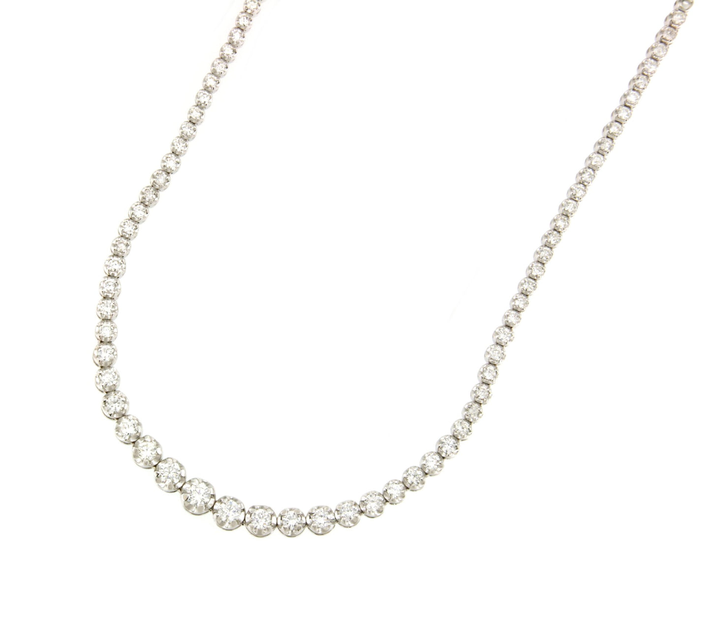 MONTLUCON riviere choker in 18k white gold with diminishing diamonds