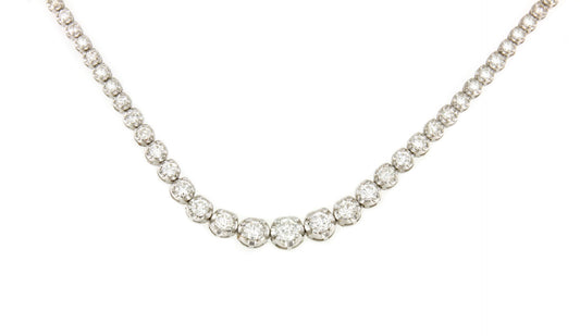 VALENCE choker with riviere diamonds in 18k white gold in decreasing size.