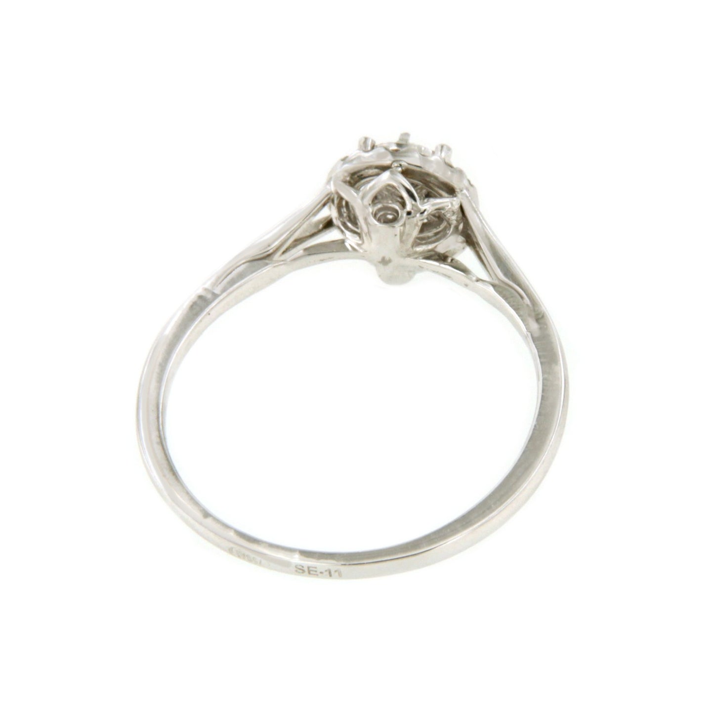 QUIMPER solitaire ring surrounded by a brilliant-cut diamond in 18k white gold.