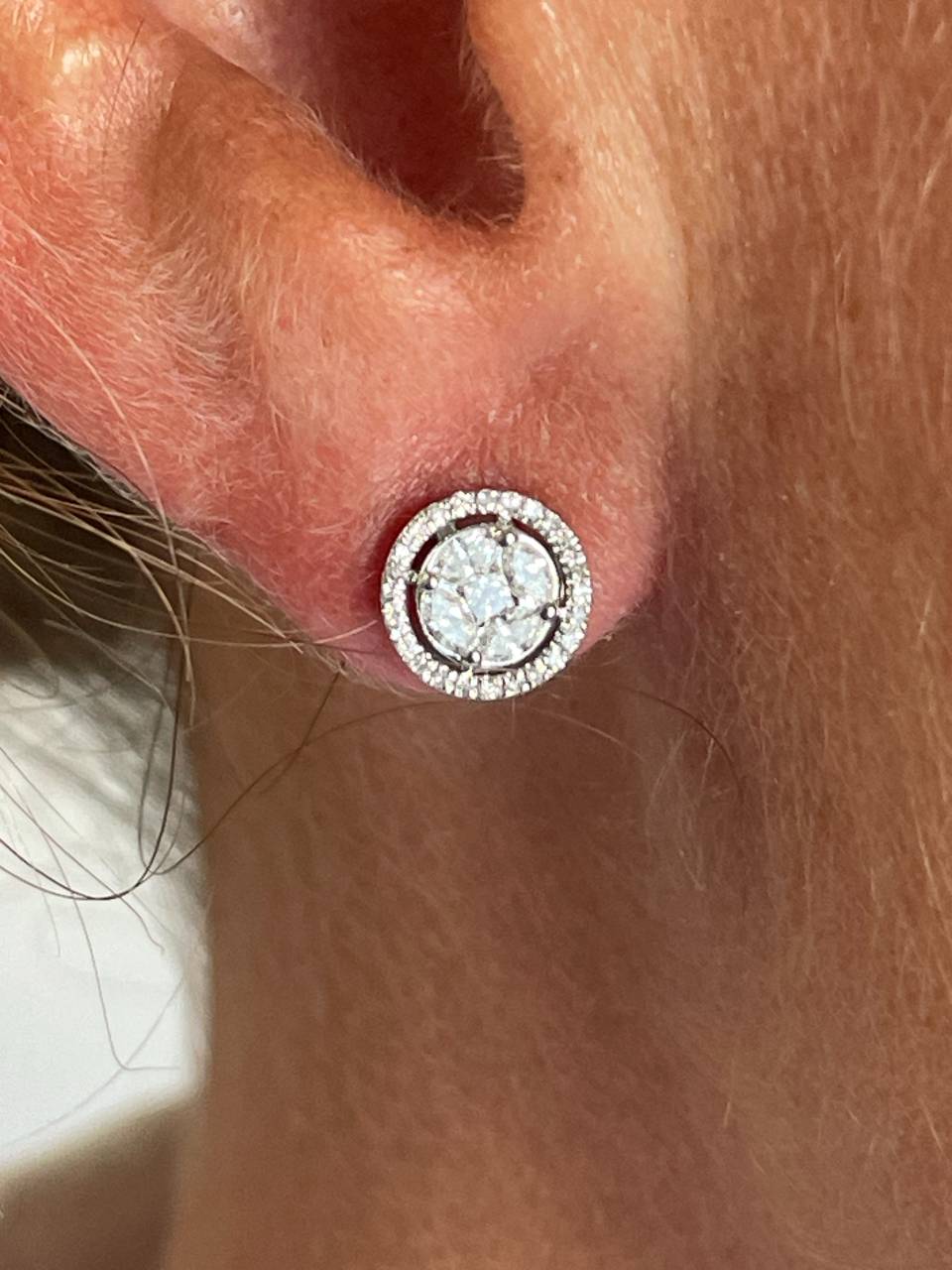 BRENES detachable earrings in 18k white gold with diamonds