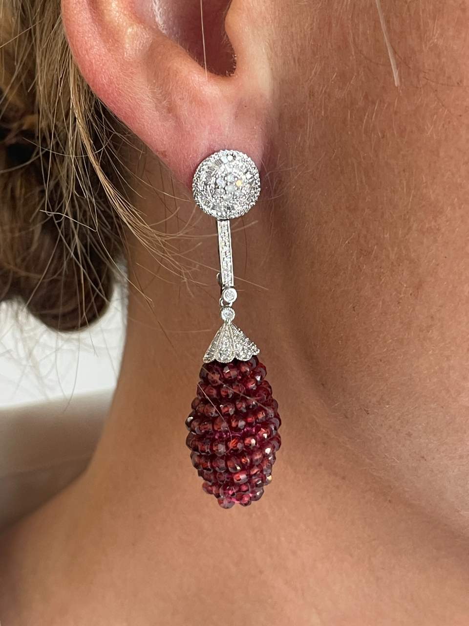 CARMINA detachable earrings in 18k white gold with diamonds