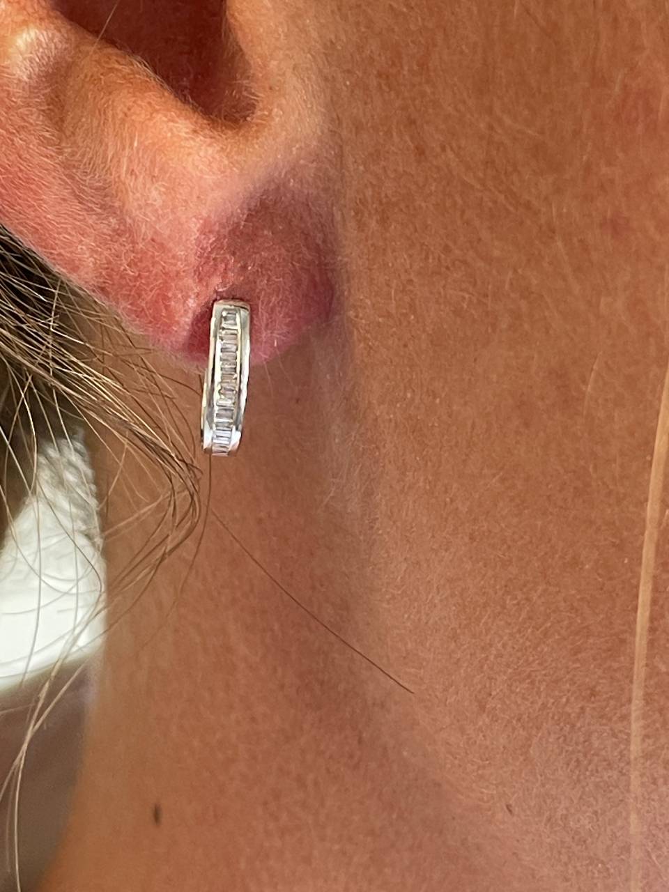 SANLUCAR earring, small baguette hoop in 18k white gold