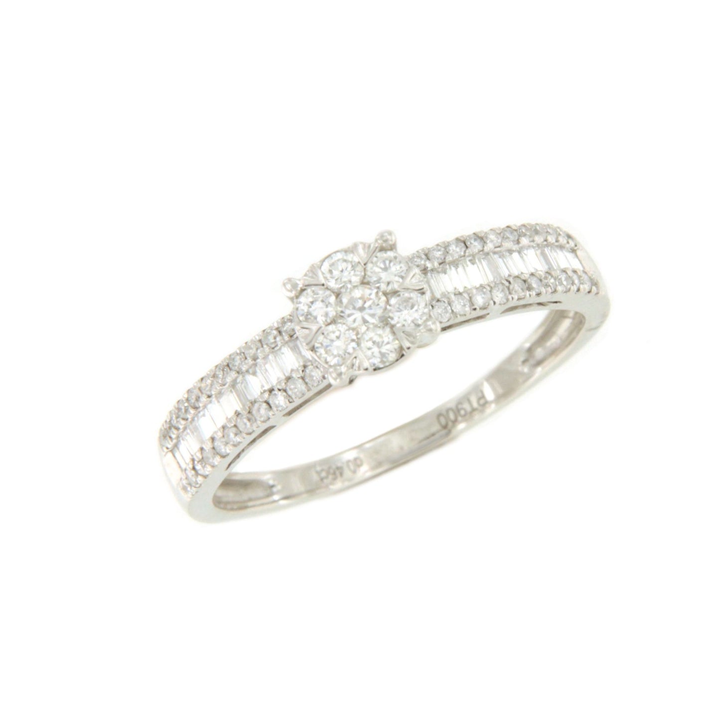 Anillo GUAYABA roseta de brillantes y baguettes en oro blanco 18 kilates
