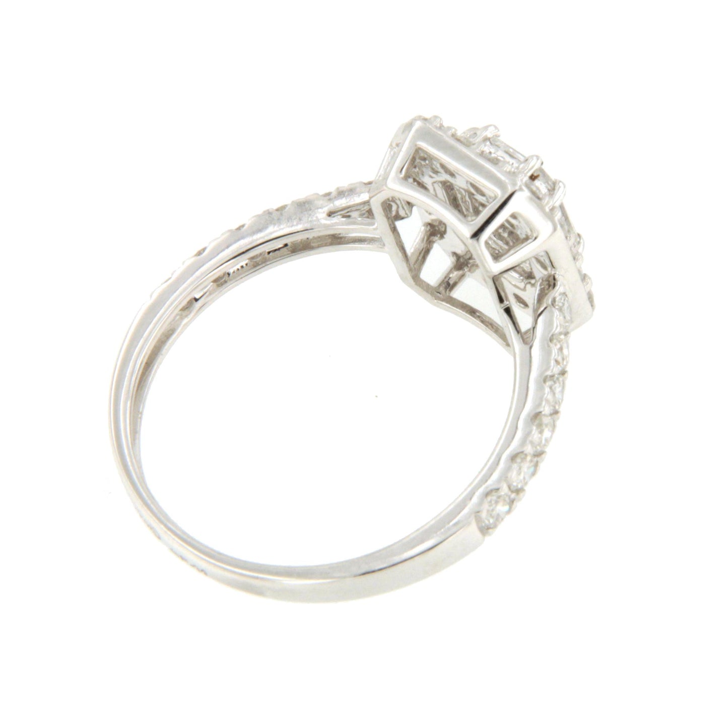 Anillo GRANADA en oro blanco 18 ktes con brillantes y baguettes