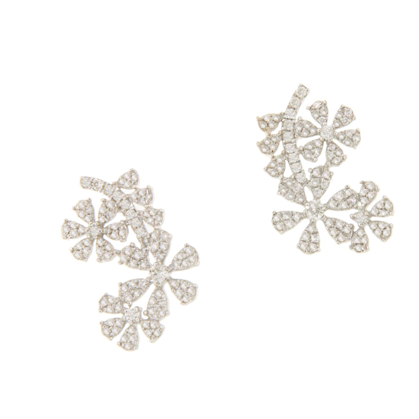 Pendiente NOREÑA flor en oro blanco 18 kilates con brillantes.