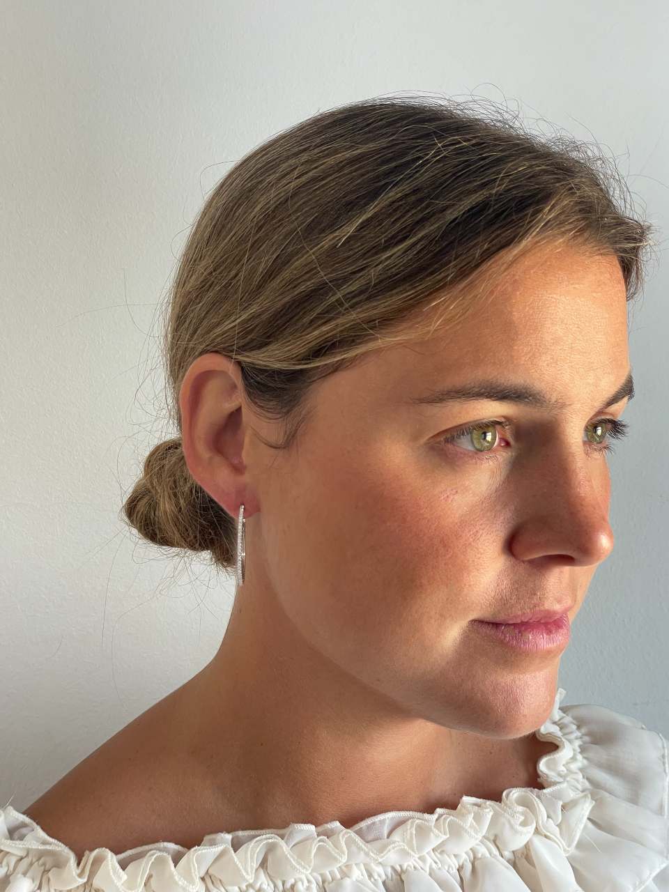 Pendientes LICHI argollas de brillantes en oro blanco de 18 ktes
