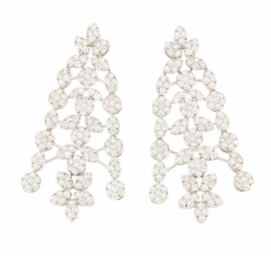 SALAS long earring with diamonds in 18k white gold.